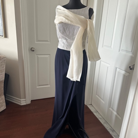 Frascara New gown - Picture 4 of 7